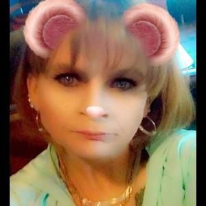 Meet your Posher, Tonya